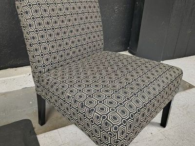 Sitting Chair