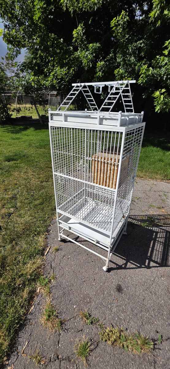 Large Bird Cage