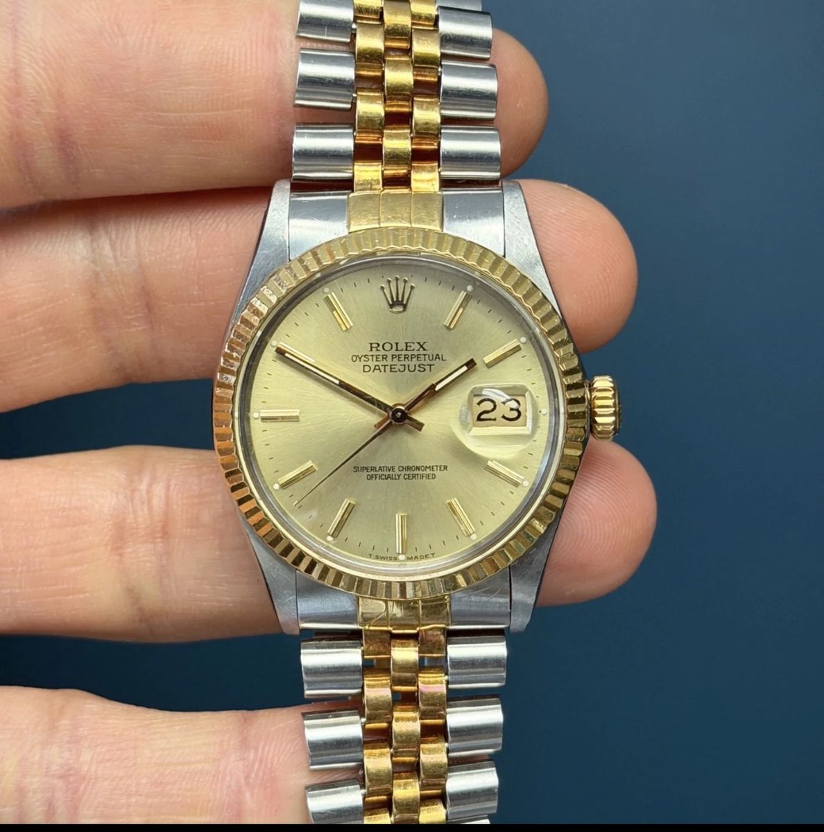 Rolex date just 2 tone 36 mm