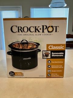 2 QT. Crock Pot (New)