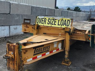 2006 Trailboss Track Hoe Pro – Tri-Axle Heavy Equipment Trailer