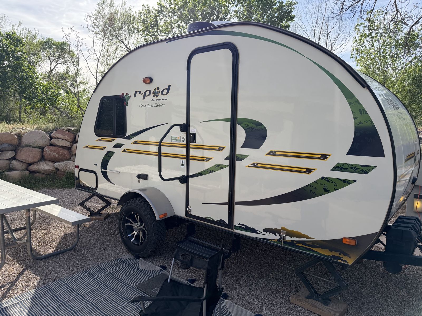 2012 R-pod by Forest River