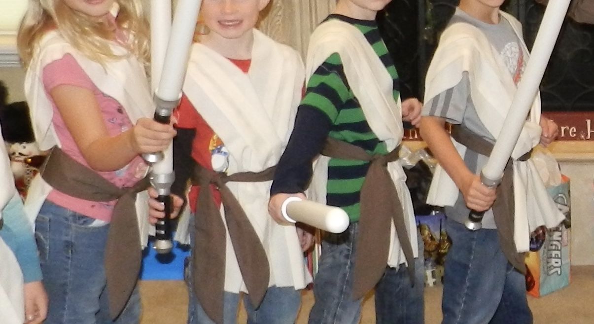 New custom made 8 Star Wars Costume party favor