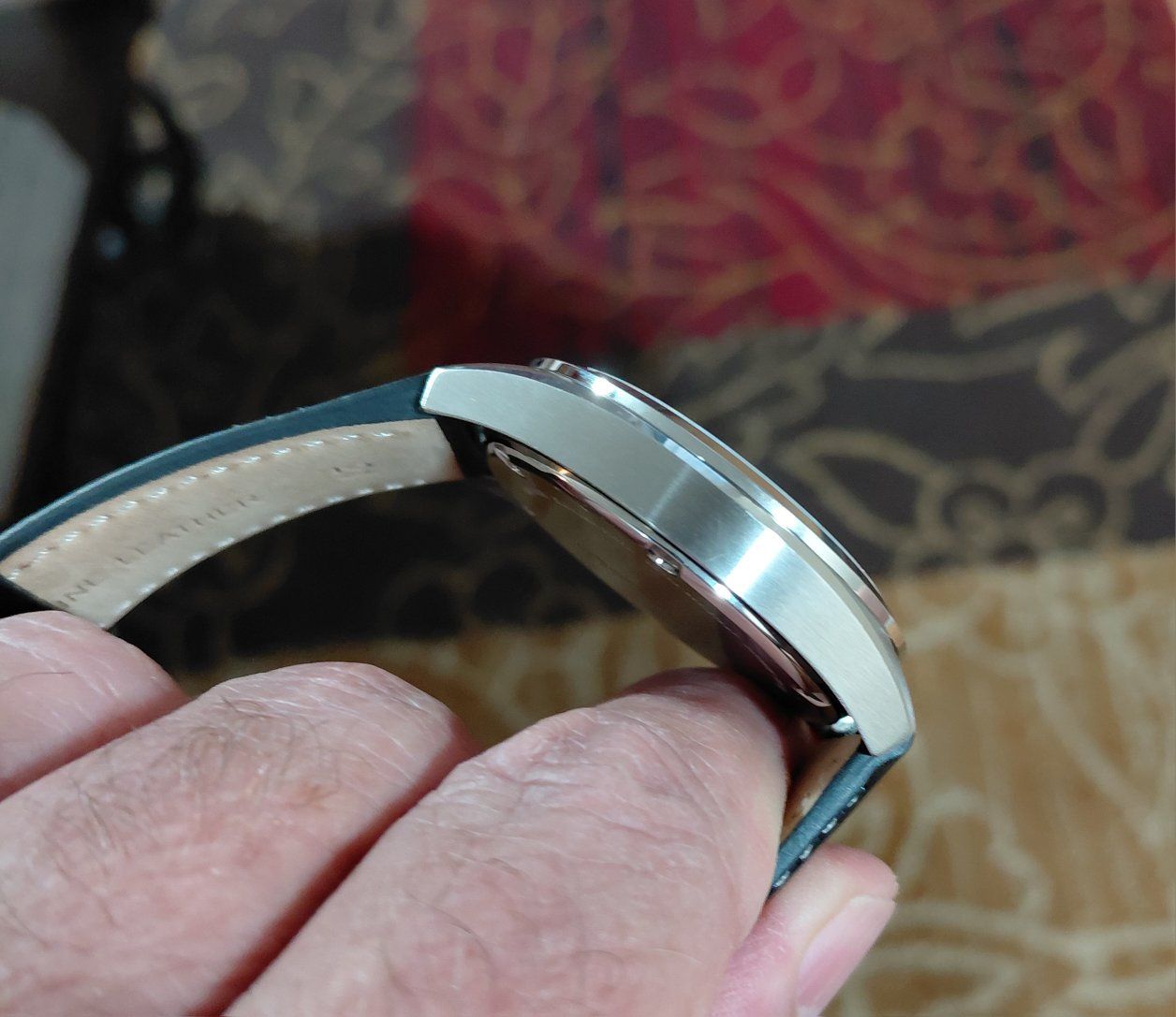 Main image 4