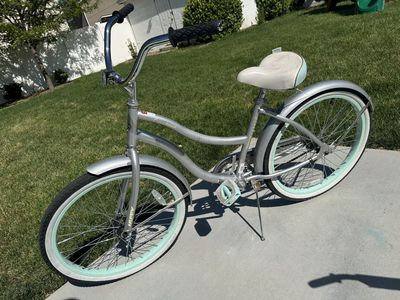 huffy Beach Cruiser Bike 24 Inch