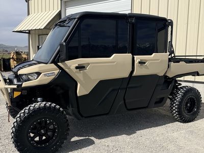 2023 Canam Defender Limited