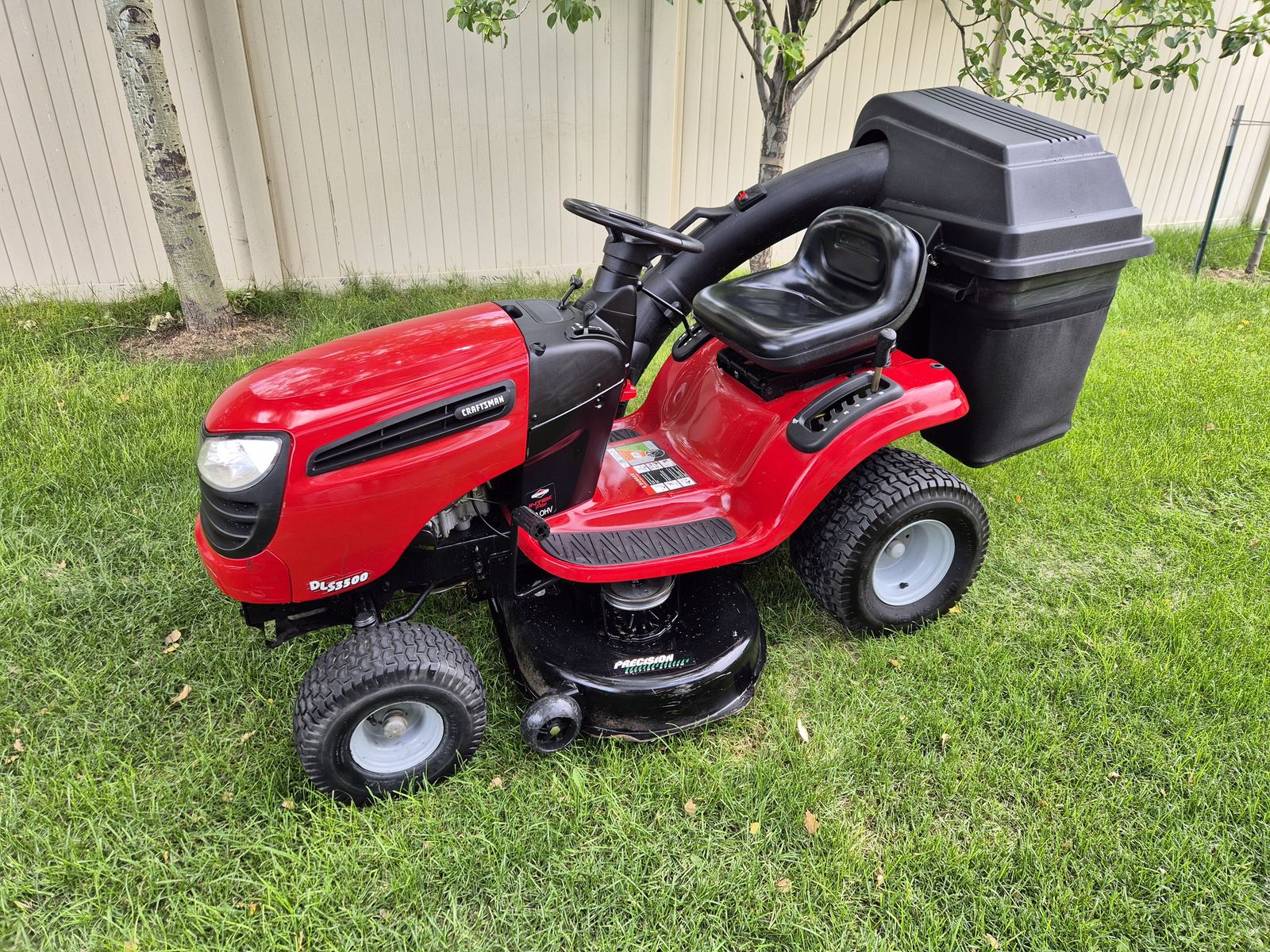 Craftsman Riding Lawnmower with bagger