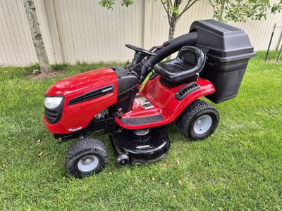 Craftsman Riding Lawnmower with bagger