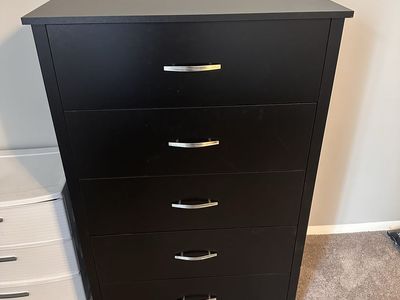 5 Drawer Black Dresser
