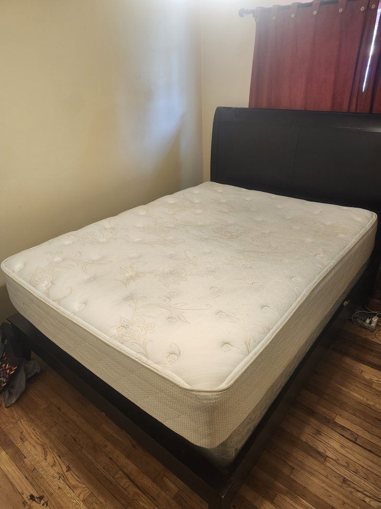 Free queen mattress