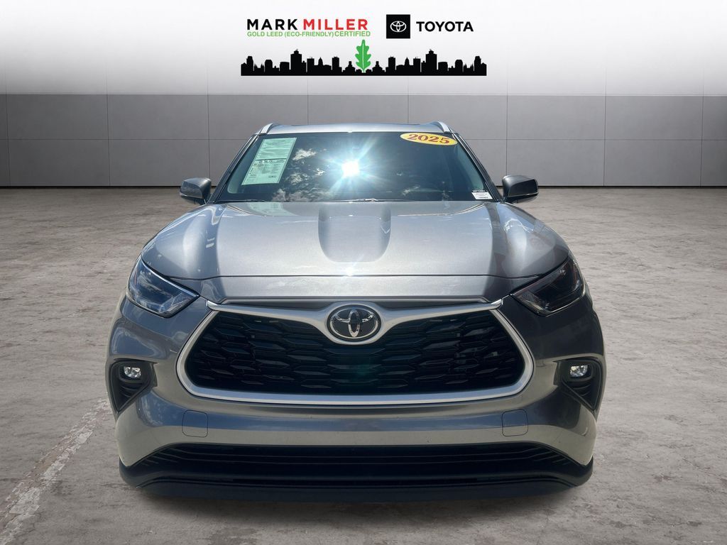 Main image 9
