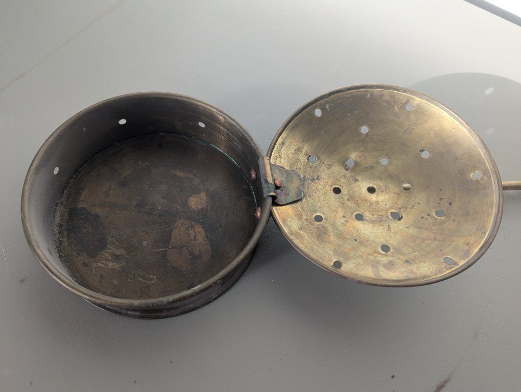 Vintage brass,copper chestnut roaster / bed warmer
