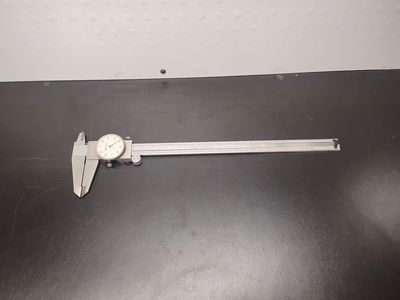 Mitutoyo 505-645-50 12-inch (0–300mm) Stainless Steel Dial Caliper