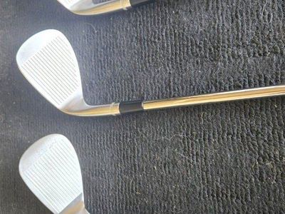 Kirkland Signature Wedges V2, (right handed)