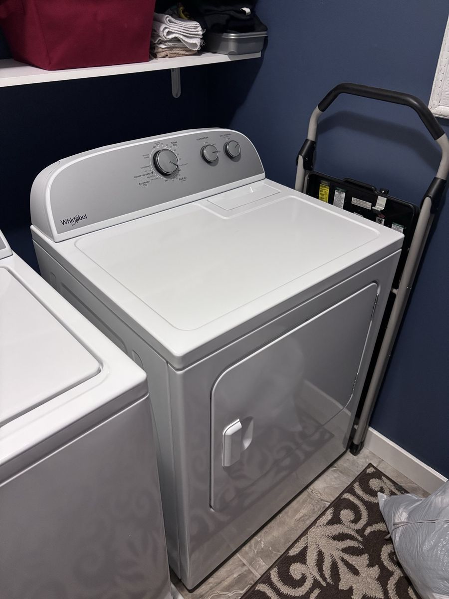 Whirlpool White Top Load Washer & Electric Dryer Set - Excellent Condition