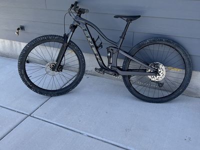 TREK Top Fuel Mountain Bike