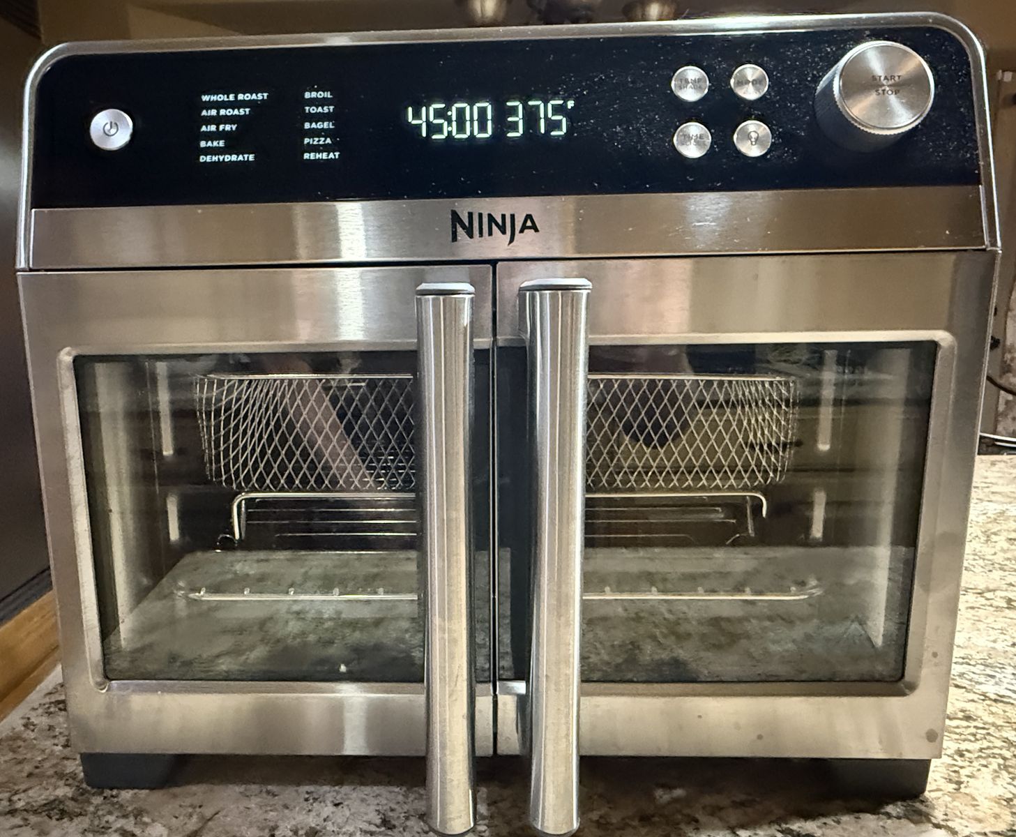 Ninja Air Fryer / Convection Oven / Toaster