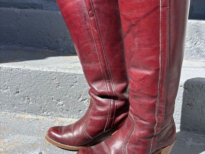 Lady's boots
