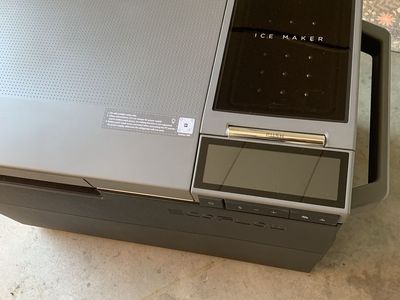 NEW EcoFlow GLACIER Portable Refrigerator/Freezer w/ Ice Maker + Battery + Wheel Kit – Never Used