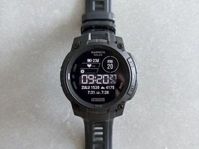 GARMIN Instinct 3 tactical solar