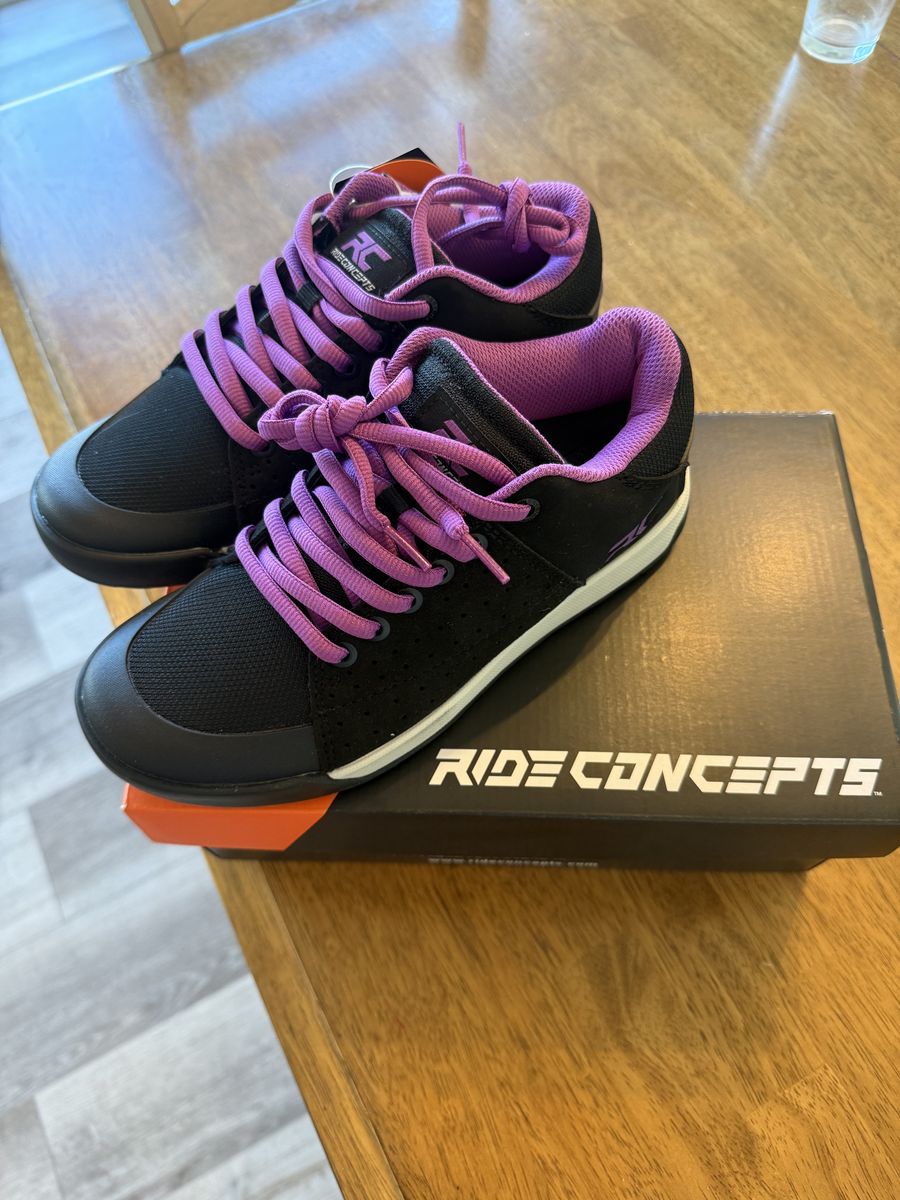 Ride Concepts Livewire mountain Bike Shoe