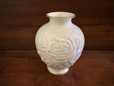 Vintage Lenox Rosebud Collection Vase w/ Gold