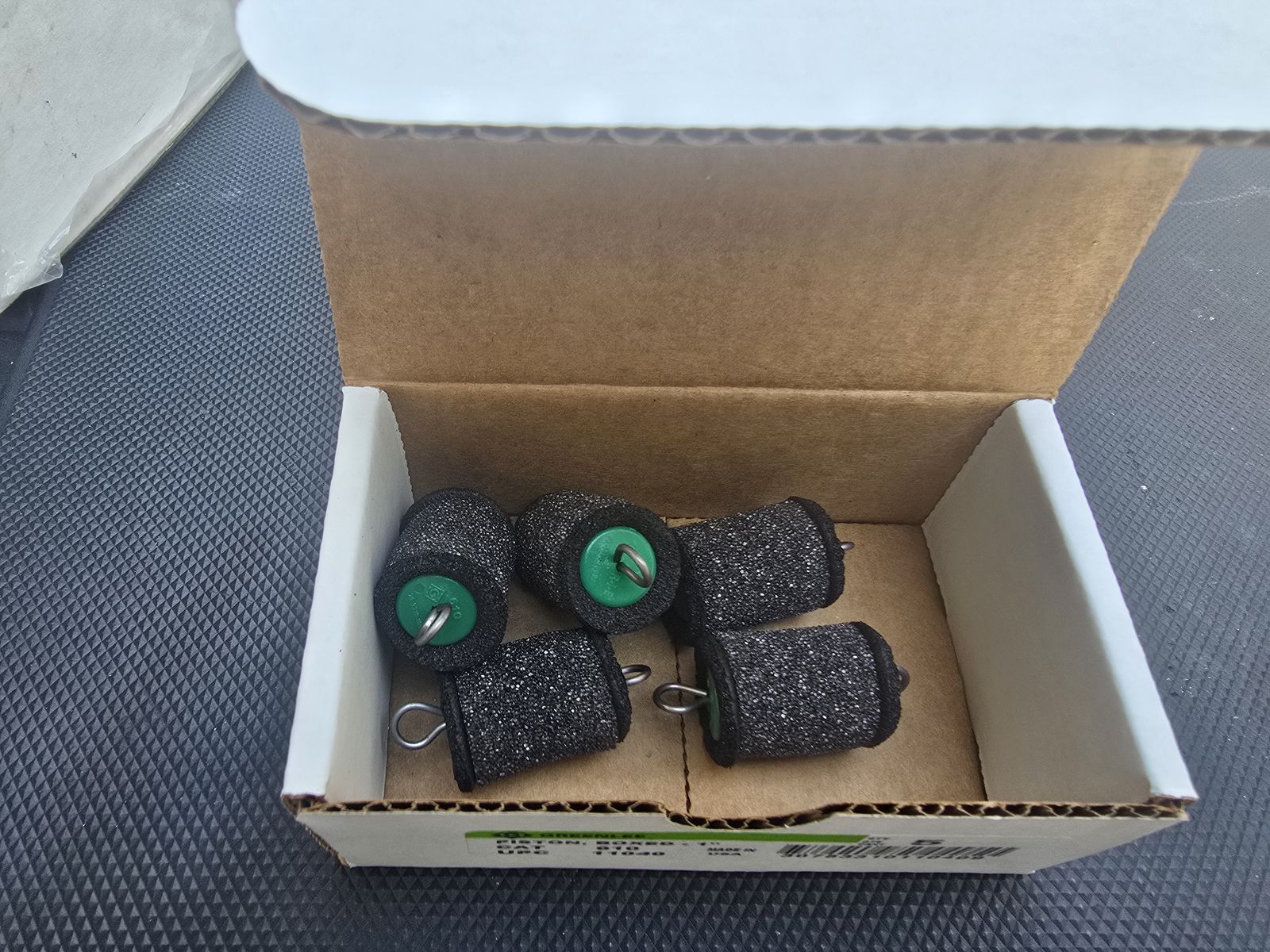 Box of 5 Greenlee 610 1" Foam Conduit Piston