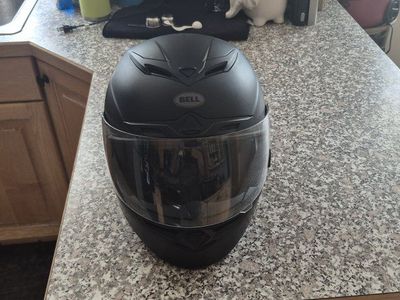Bell motorcycle helmet large