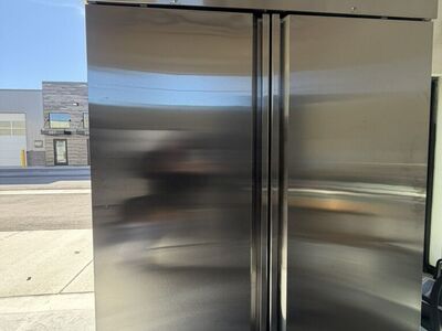 LG INDRUSTRIAL REFRIDGERATOR