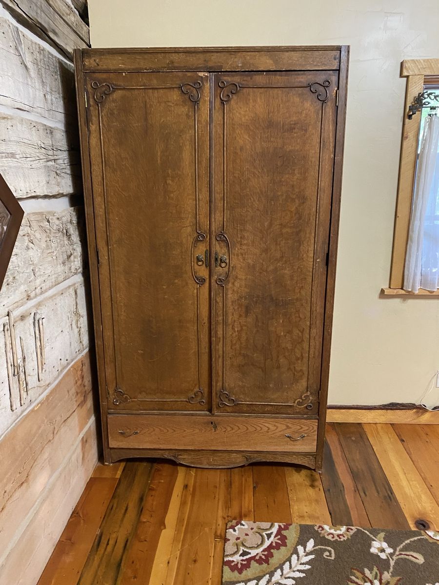 Antique cabinet