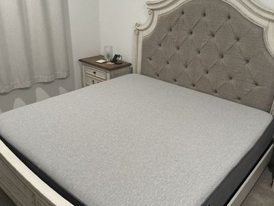 Casper King Size 4-Layer Premium Medium Firm Mattress, 76x80x12 inches