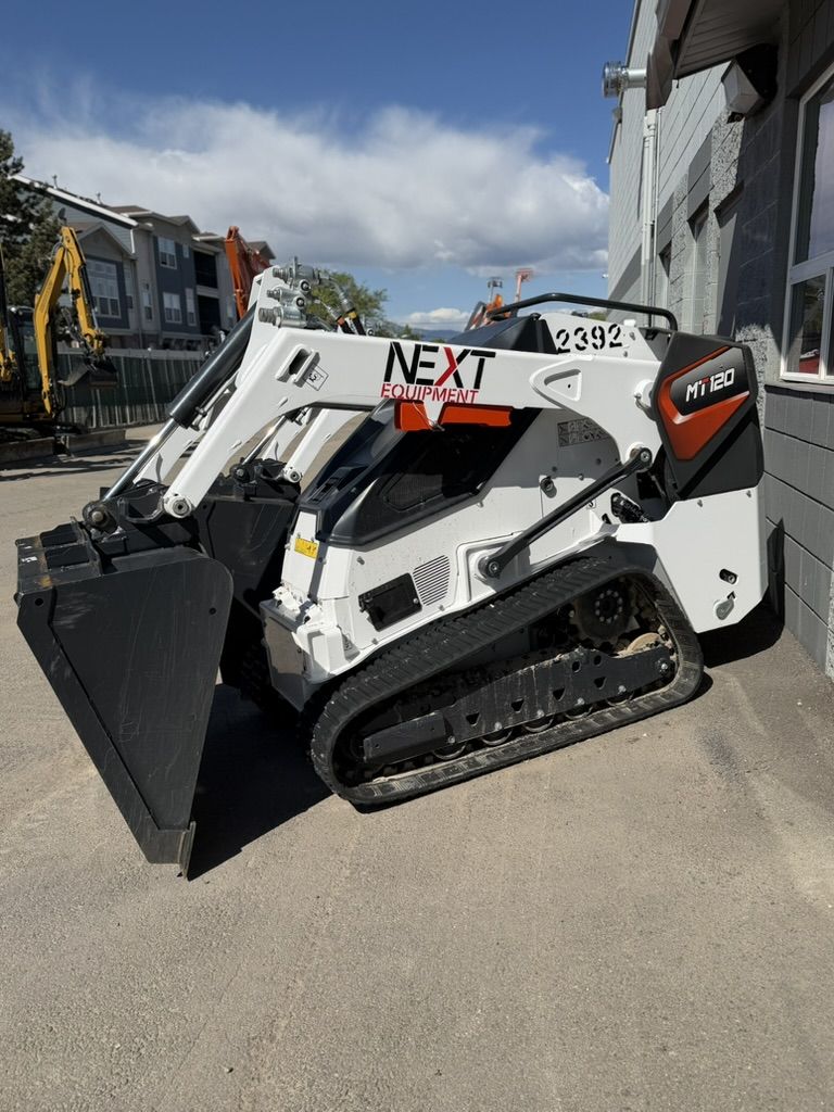 Mini Track Skid Steer Rental – Bobcat MT120 With Big Bucket