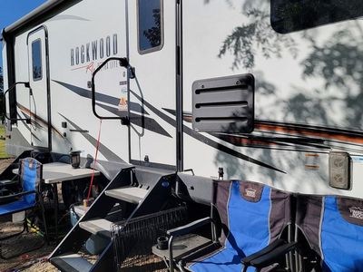 Forest River Rockwood Ultra Lite Travel Trailer 2020 wood