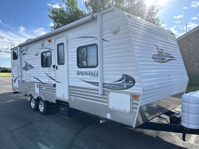 2011 Springdale 267 26’ Bunkhouse Big Slide - Towed Less than 100 miles since new!! - Bunks Bunk Bed