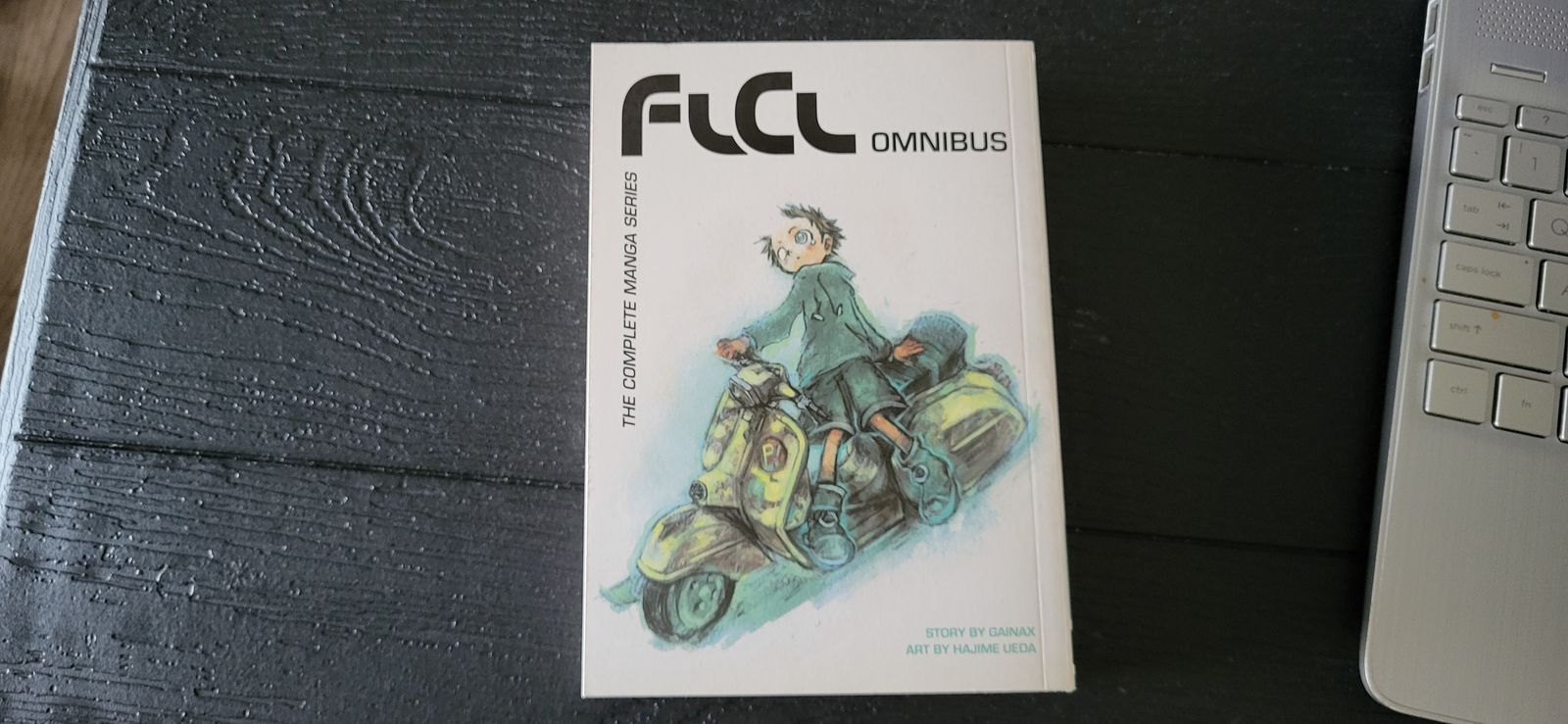 FLCL Omnibus Manga
