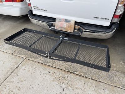 Hitch mount cargo carrier, folding