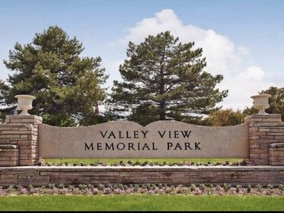 Burial plots Valley View