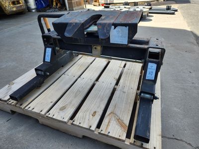 Husky 25K Fifth Wheel Hitch