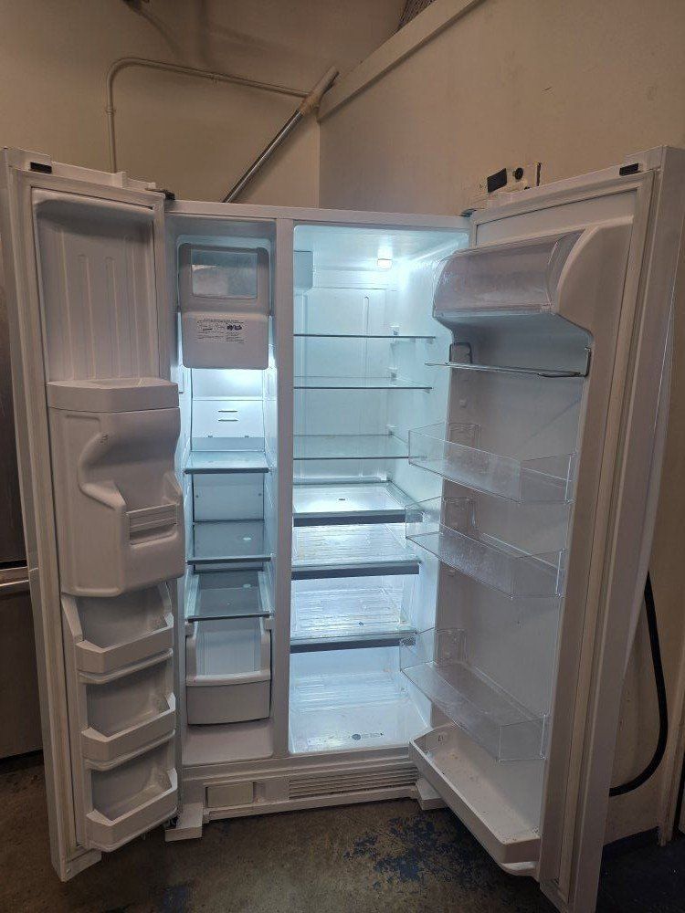 whirpool refrigerator