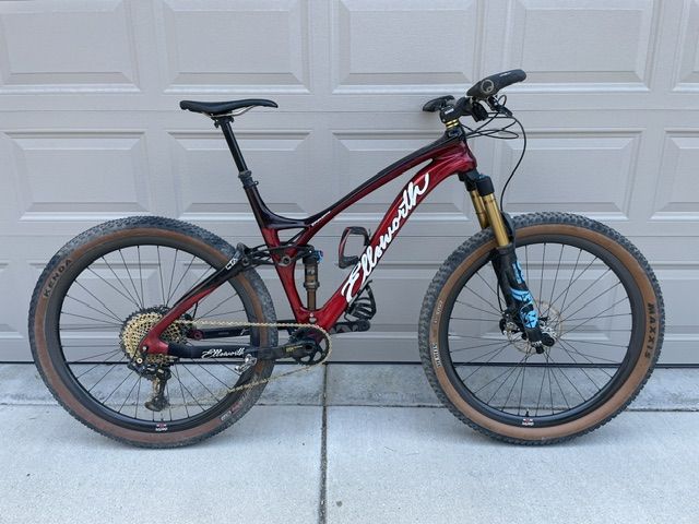 Ellsworth Epiphany Convert 29er (Large) w/ new Derby carbon wheels