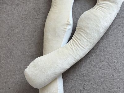 Yana Pregnancy Pillow