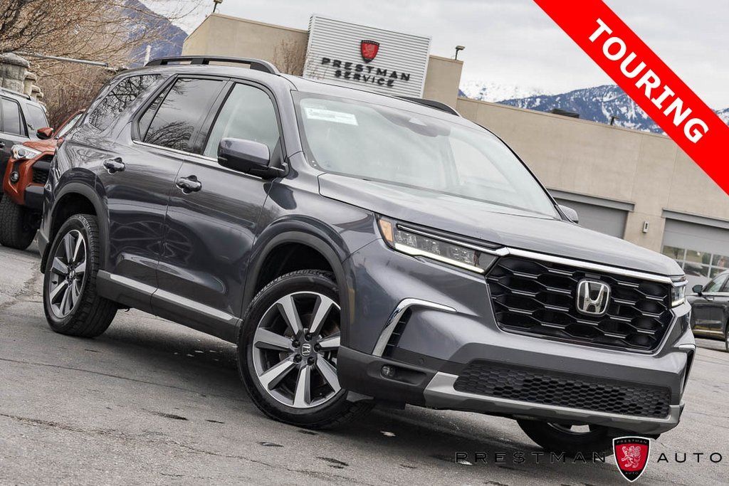 2024 Honda Pilot Touring