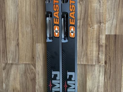 Easton FMJ 5mm Full Metal Jacket Arrows Pre fletched Size 340 - 2 half dozen packs