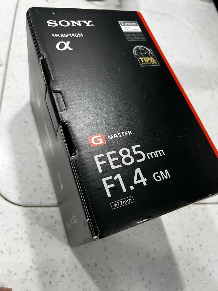 Brand New Sony FE 85mm f/1.4 GM Master Prime Lens & FE 24-70mm f/2.8 GM Zoom Lens for E-Mount Alpha Cameras