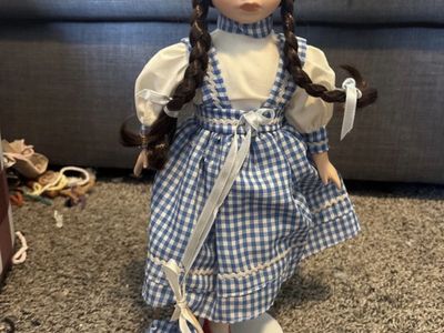 Dorothy Porcelain Collector Doll Wizard of Oz Blue Gingham Dress Stand