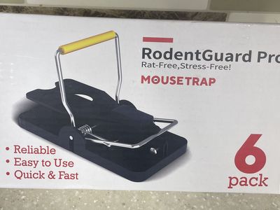 RodentGuard Pro Mousetrap 6- Pack