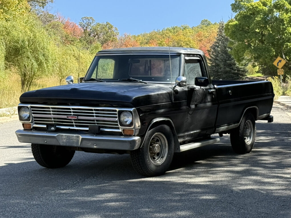 1969 Ford F-100 XLT