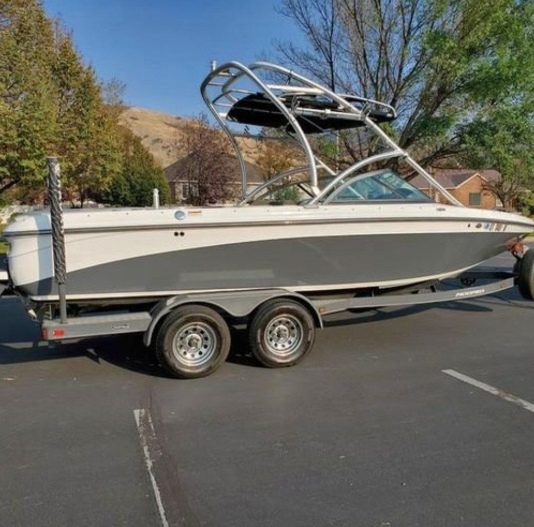 2008 Moomba Mobius