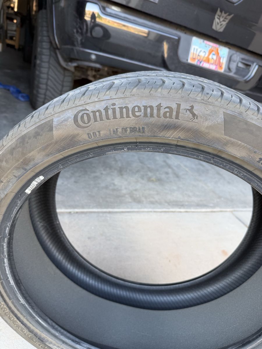 Continental ProContact RX 235/40R19 96W EV Tires with ContiSilent (Tesla Model 3)