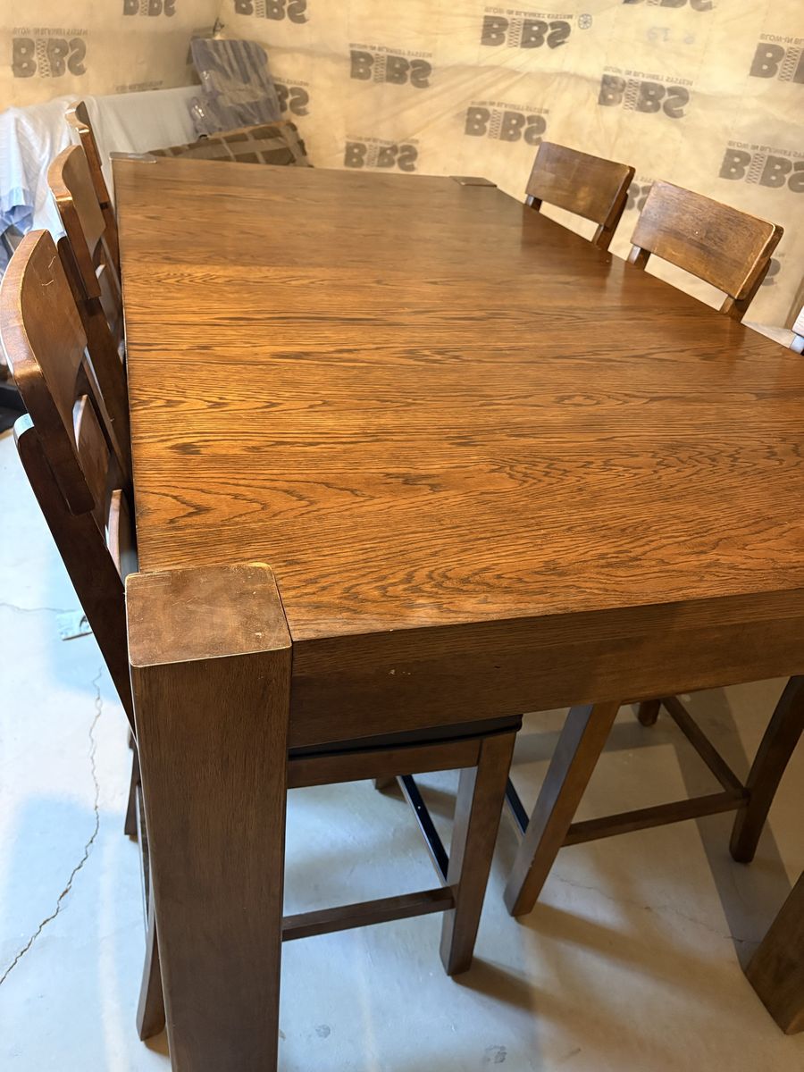 8 people dinning room table with leaf